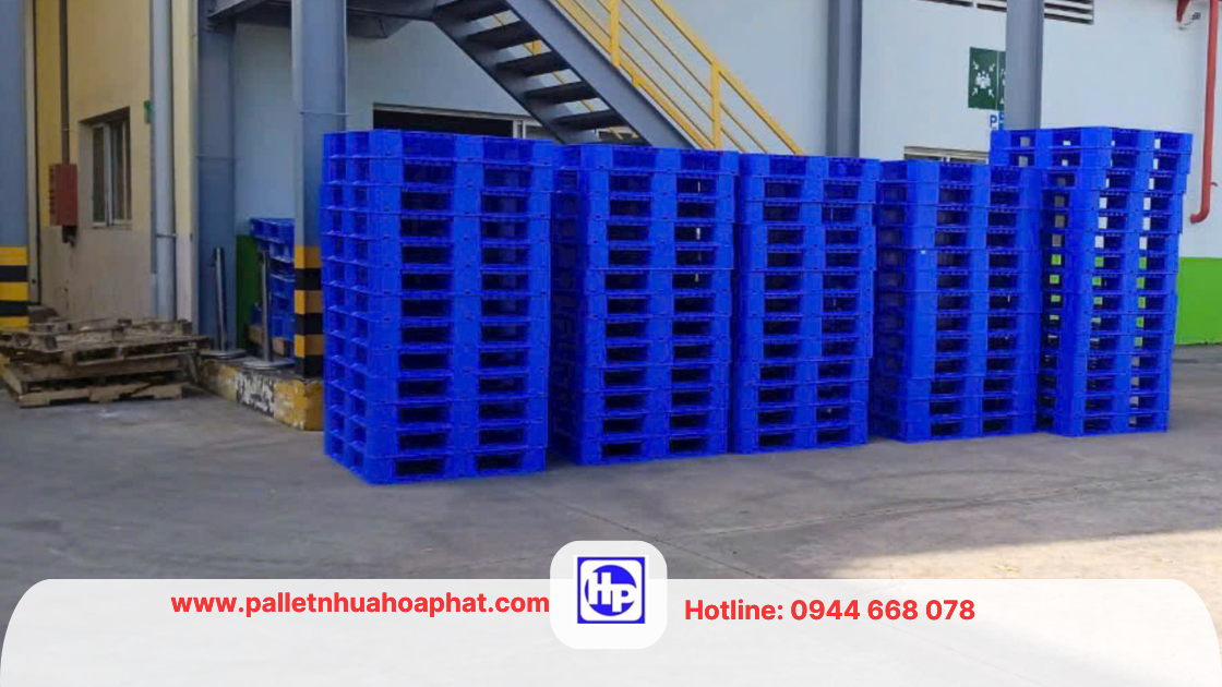 Liên hệ với chúng tôi để tư vấn sản phẩm pallet Dĩ An