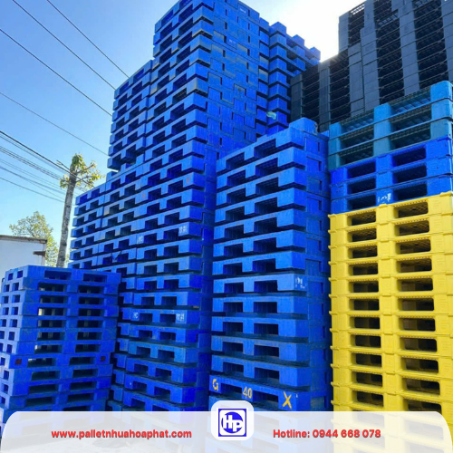 Pallet nhựa khu vực Vĩnh Cửu
