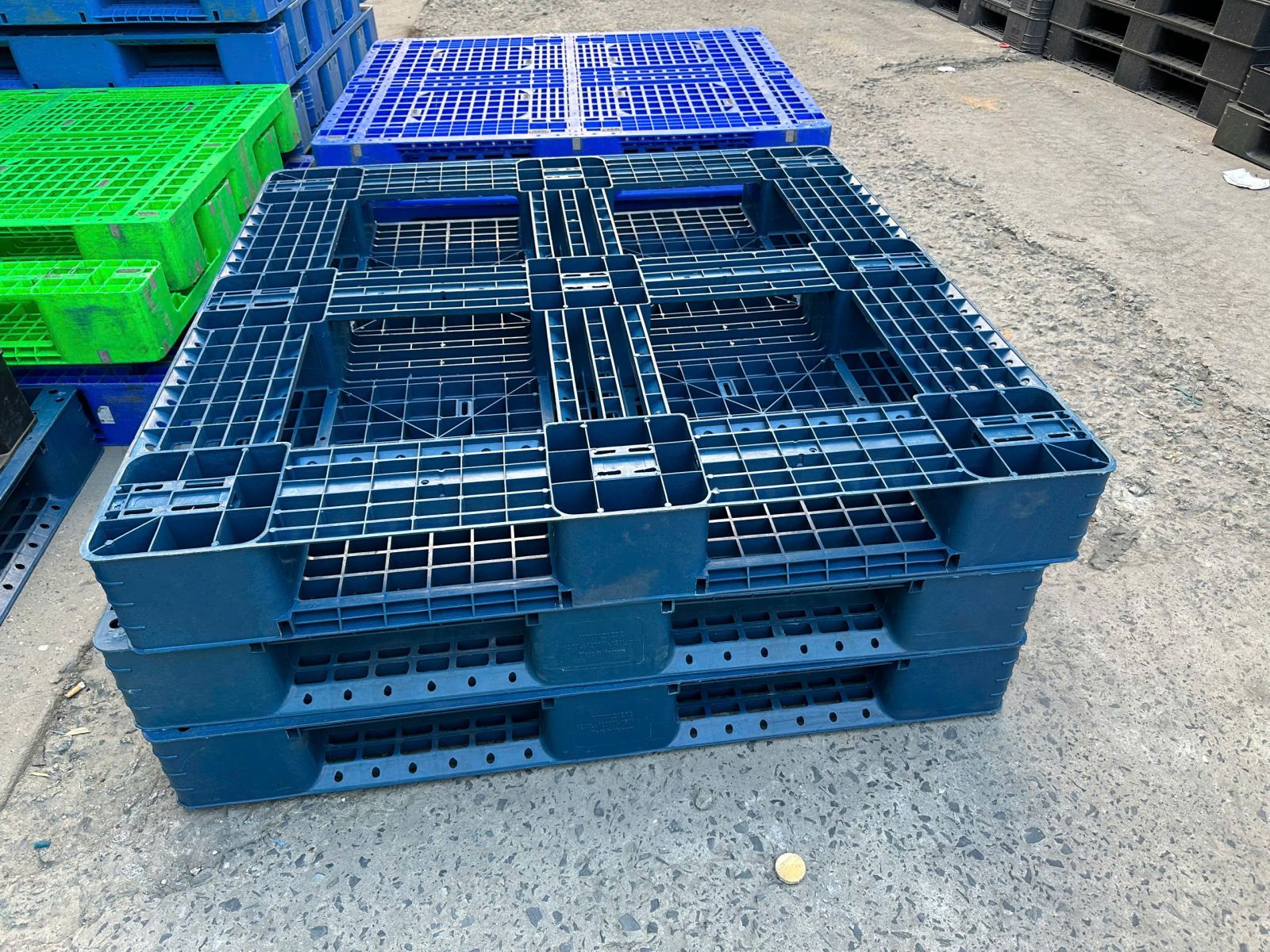 Địa chỉ cung cấp pallet cũ tiết kiệm chi phí uy tín