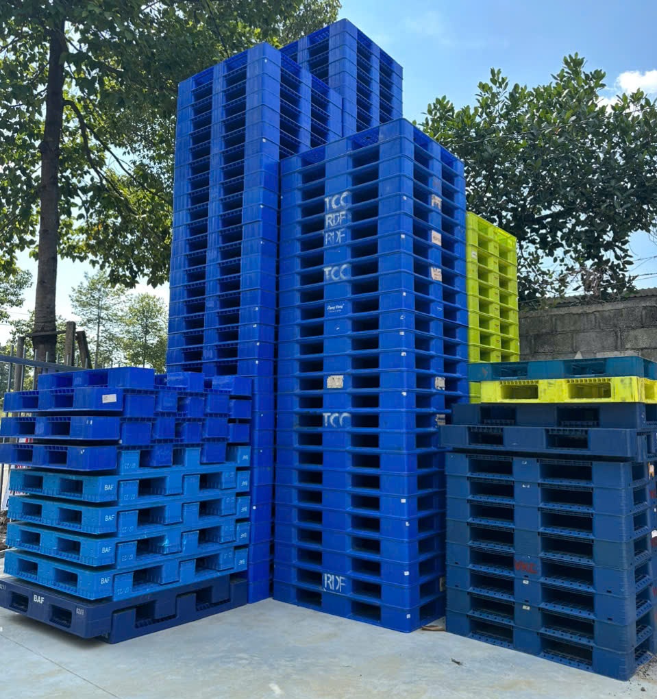 Lợi ích khi chọn Pallet nhựa kê kho