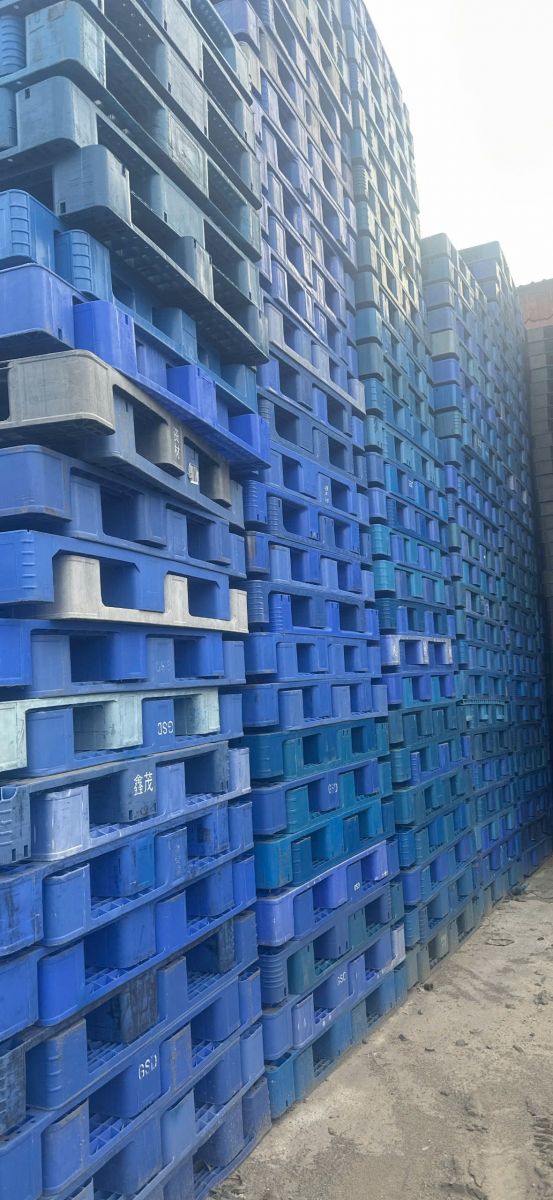 Bộ quy tắc 4 bước kiểm định chất lượng khi thu mua pallet nhựa đã qua sử dụng