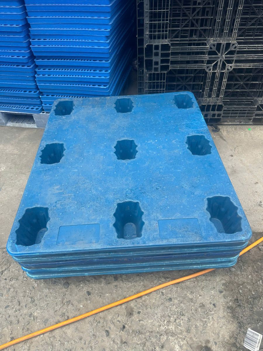 Hoà Phát Plastic – Tổng kho phân phối pallet nhựa cũ thanh lý chất lượng, giá rẻ