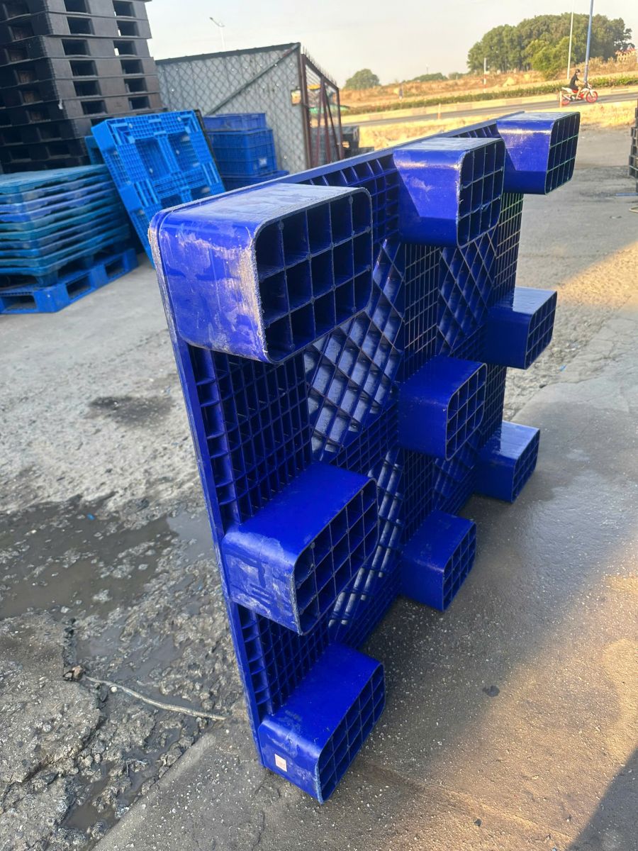 Quy trình thu mua pallet nhựa đã sử dụng tại nhà máy