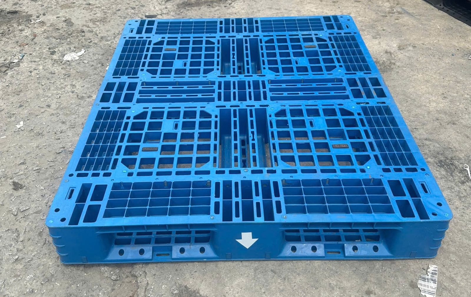 Áp lực mặt bằng kho và gánh nặng logistics khi tự thanh lý vật tư cũ