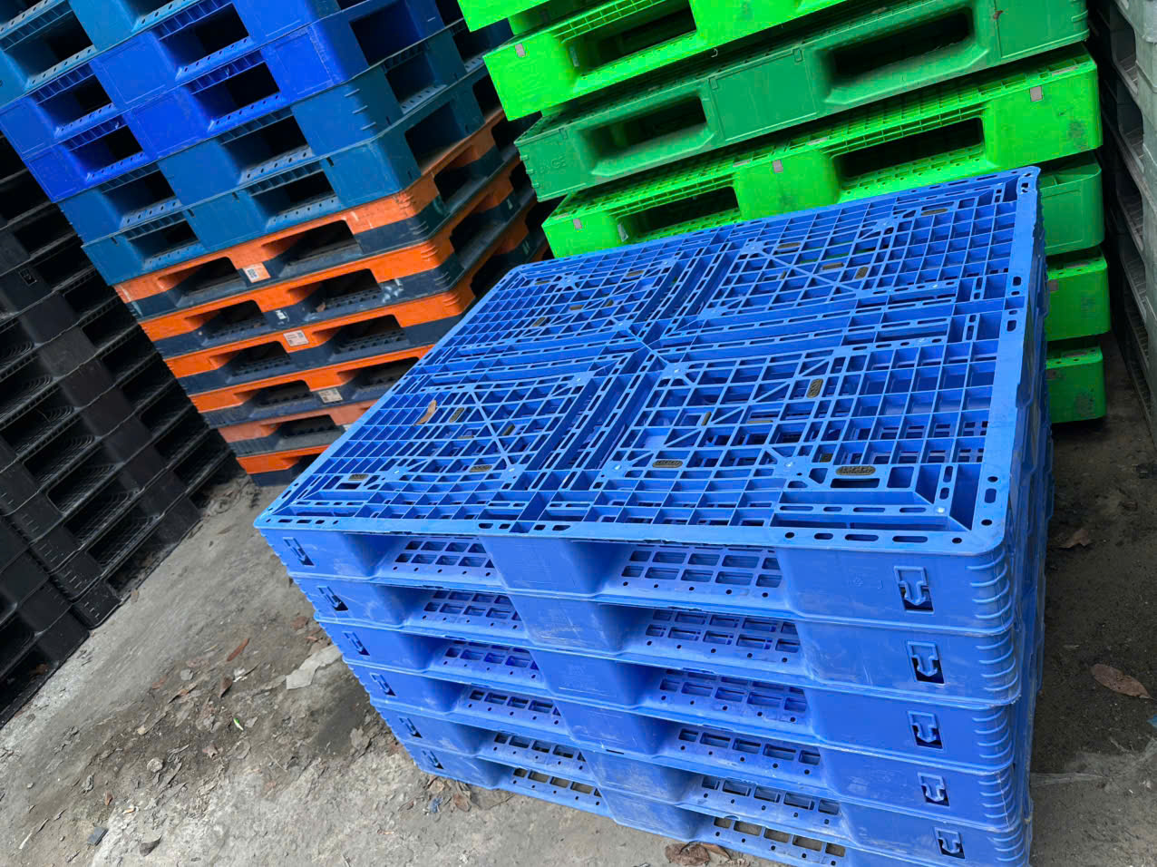 Pallet xuất khẩu - Giải Pháp Vận Chuyển Hiệu Quả Cho Doanh Nghiệp Hiện Đại